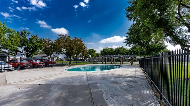 $299,950 | 2640 Parkway, Ceres, CA 95307