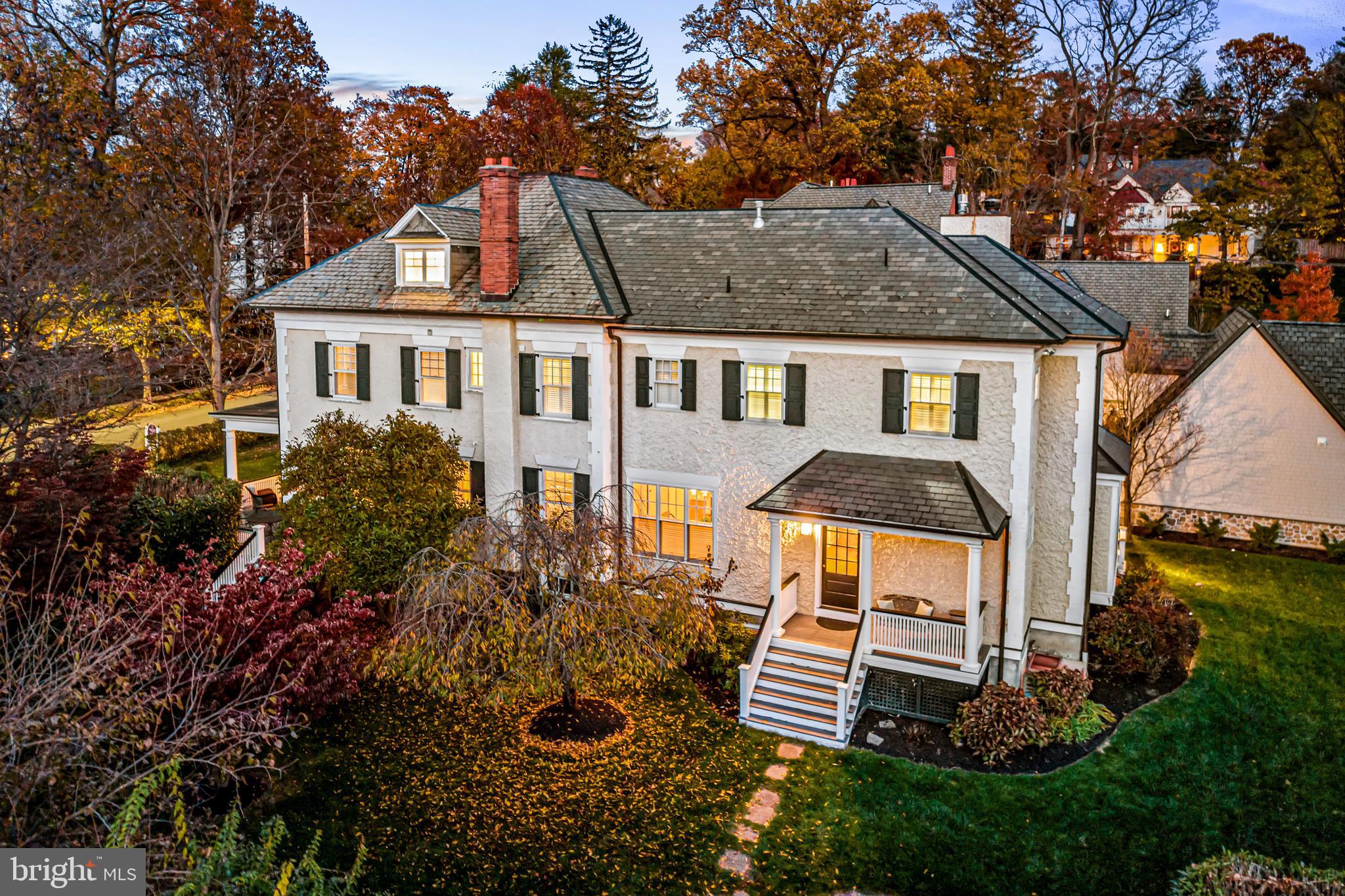 418 St Davids Road Wayne, PA 19087 - Photo 7 of 18 The home offers more than 6500 sq. ft. of space