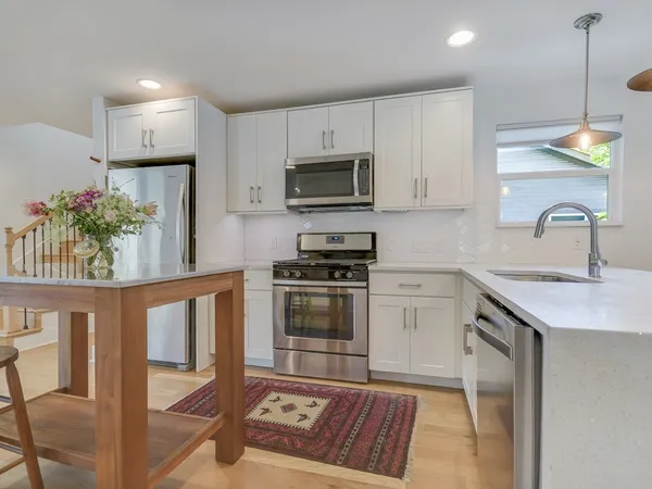 $4,500 | 1313 Garden Street, Austin, TX 78702