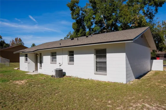 $1,525 | 434 West 17th Street, Apopka, FL 32703