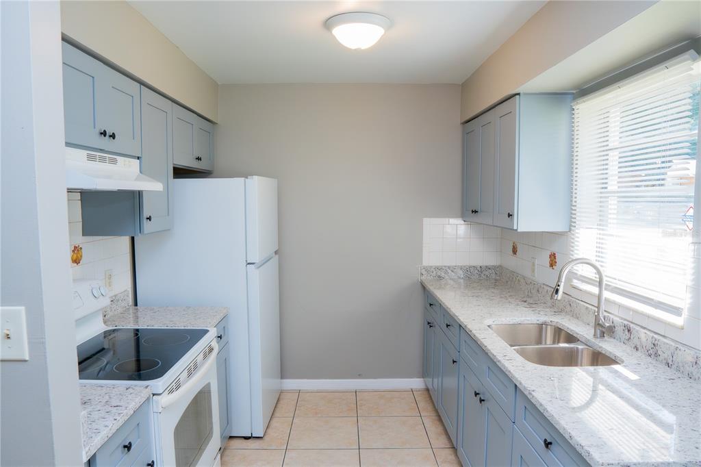 434 West 17th Street Apopka, FL 32703 - Photo 7 of 27