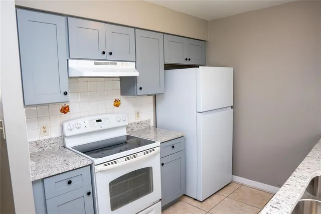 $1,525 | 434 West 17th Street, Apopka, FL 32703