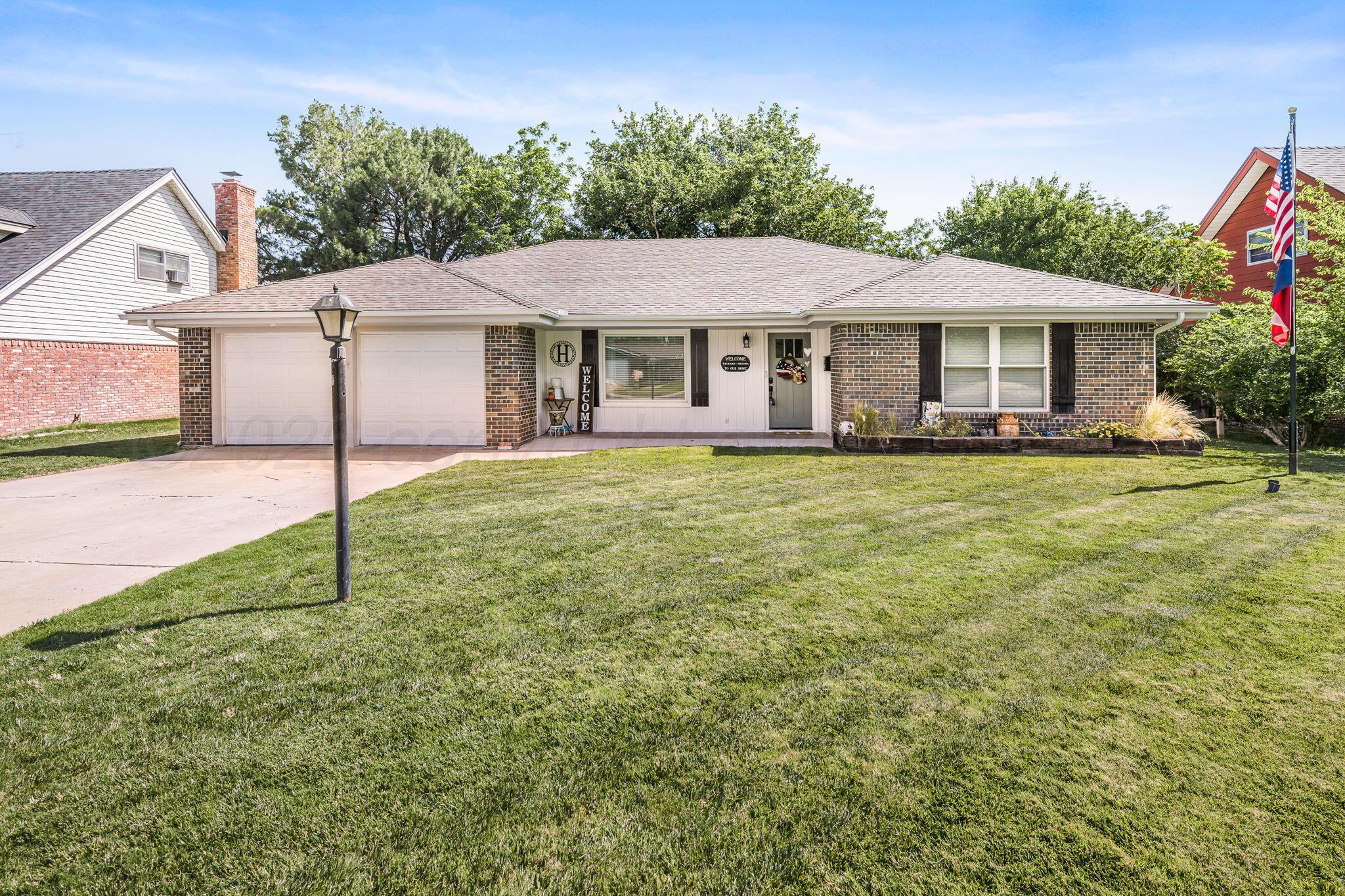 2814 Lloyd Drive Amarillo, TX 79110 - Photo 1 of 21 2814 Lloyd Dr 01