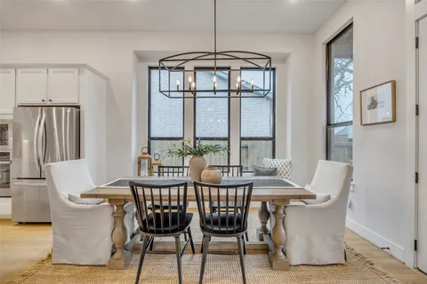 $550,000 | 1901 Sir Nathaniel Lane, Leander, TX 78641