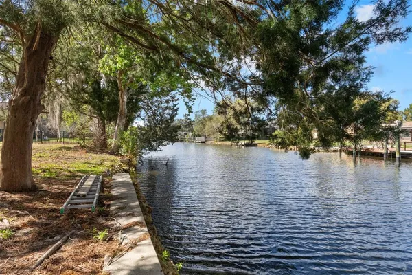 $360,000 | 5060 South Stetson Point Drive, Homosassa, FL 34448