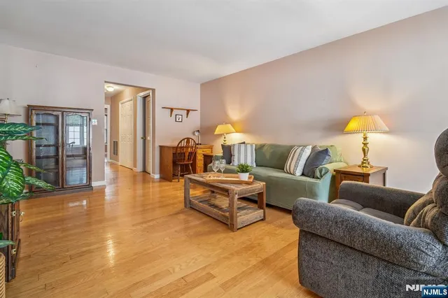 $440,000 | 17 Chanda Court, Unit B017, Clifton, NJ 07012