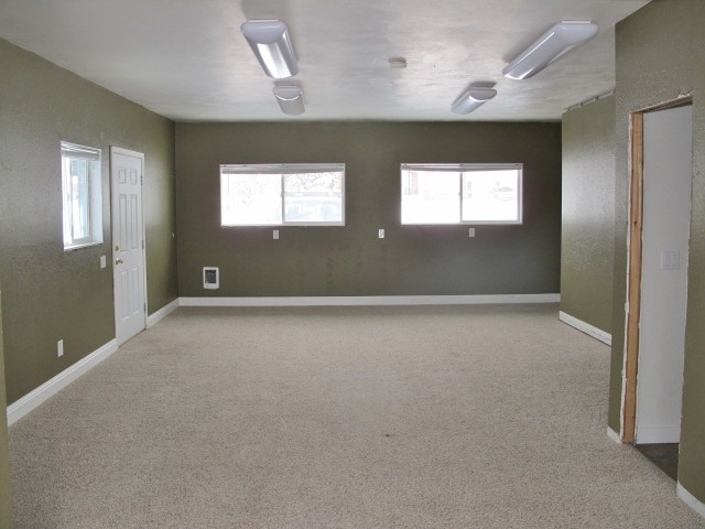 2021 North Locust Road Spokane Valley, WA 99206 - Photo 8 of 20
