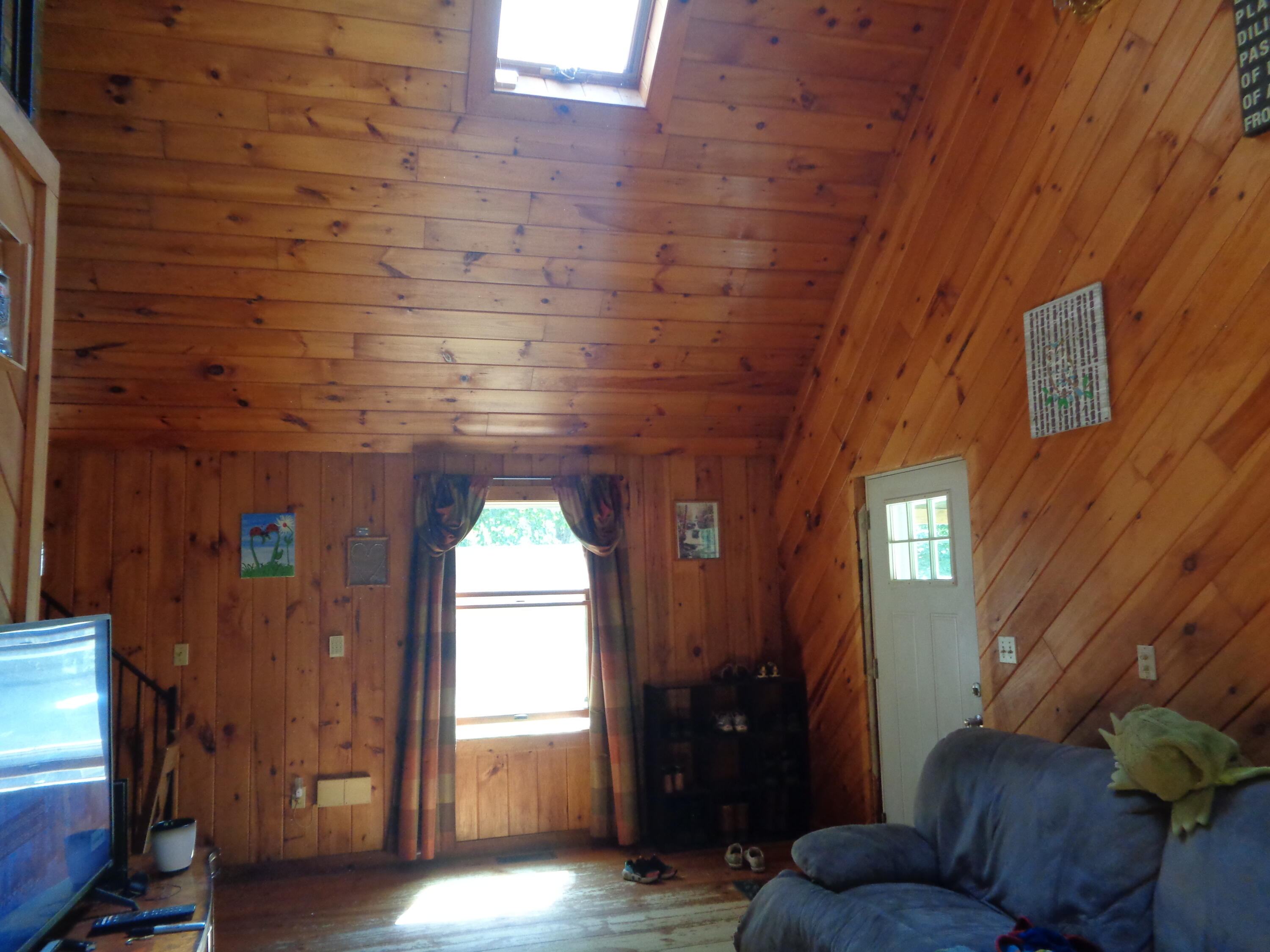 192 Lowell Town Road Wiscasset, ME 04578 - Photo 2 of 48 DSC00942