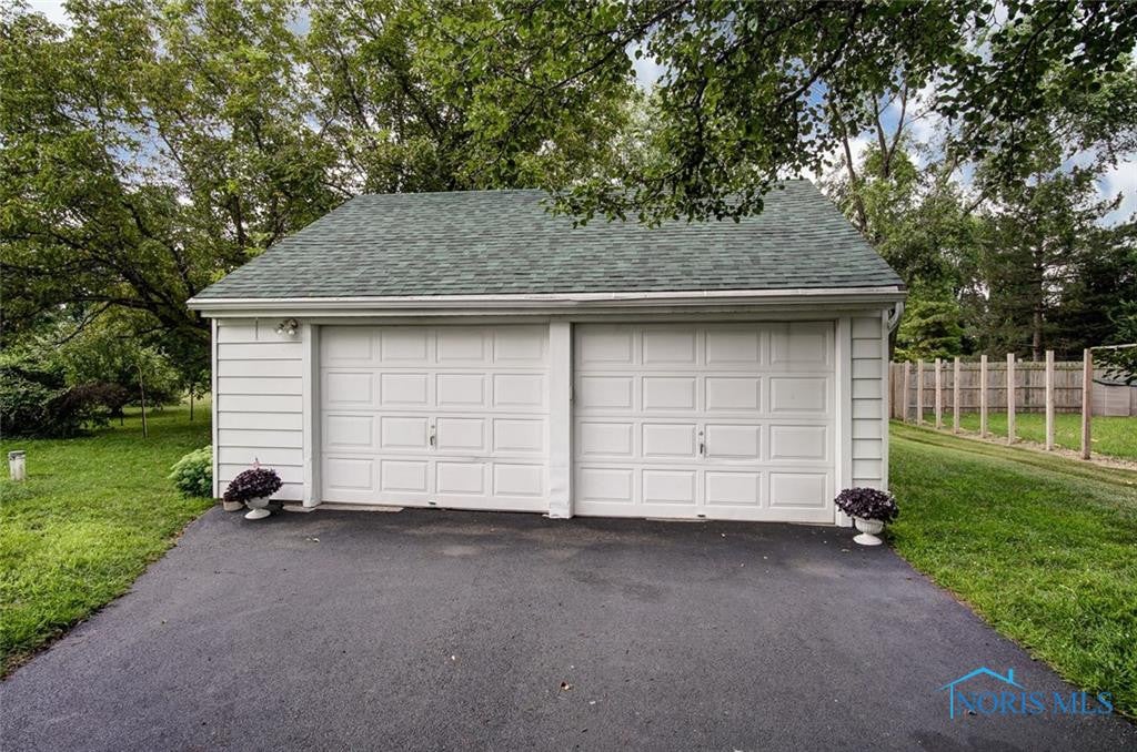 9351 Monclova Road Monclova, OH 43542 - Photo 30 of 36 Gallery Image 30
