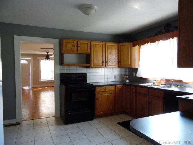38 Poteat Road Marion, NC 28752 - Photo 7 of 14 Gallery Image 7