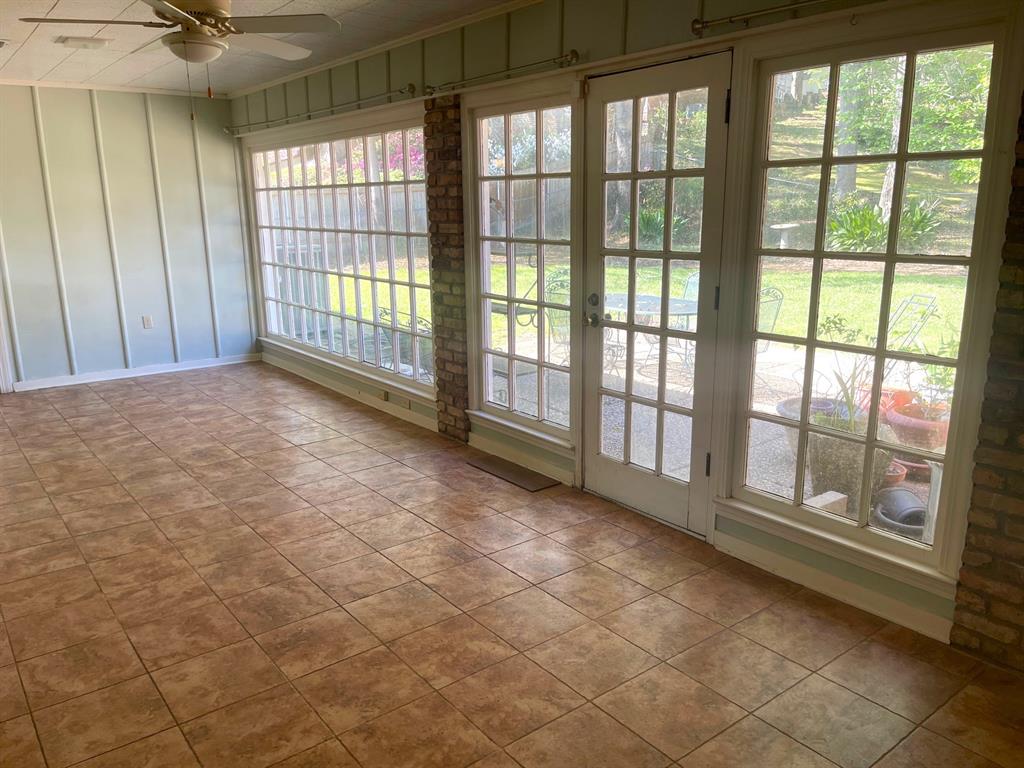 8418 Creswell Road Shreveport, LA 71106 - Photo 13 of 31 Lots of natural light overlooking back yard