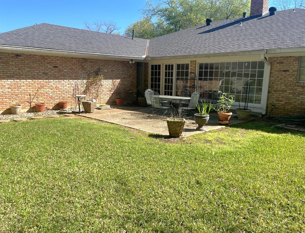 8418 Creswell Road Shreveport, LA 71106 - Photo 26 of 31 Back Patio
