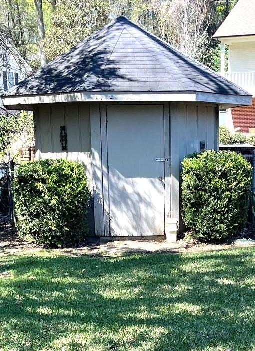 8418 Creswell Road Shreveport, LA 71106 - Photo 30 of 31 Storage Building w Electricity