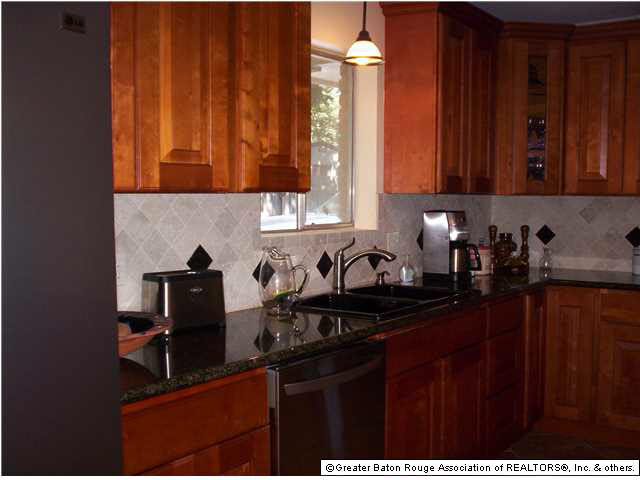9927 Regency Drive Baton Rouge, LA 70815 - Photo 15 of 35 Gallery Image 15