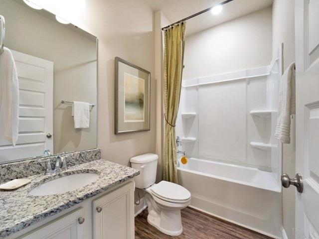 7943 Burnside Loop Pensacola, FL 32526 - Photo 17 of 25 Staged Model Home