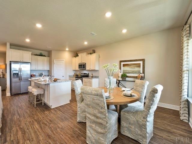 7943 Burnside Loop Pensacola, FL 32526 - Photo 8 of 25 Staged Model Home