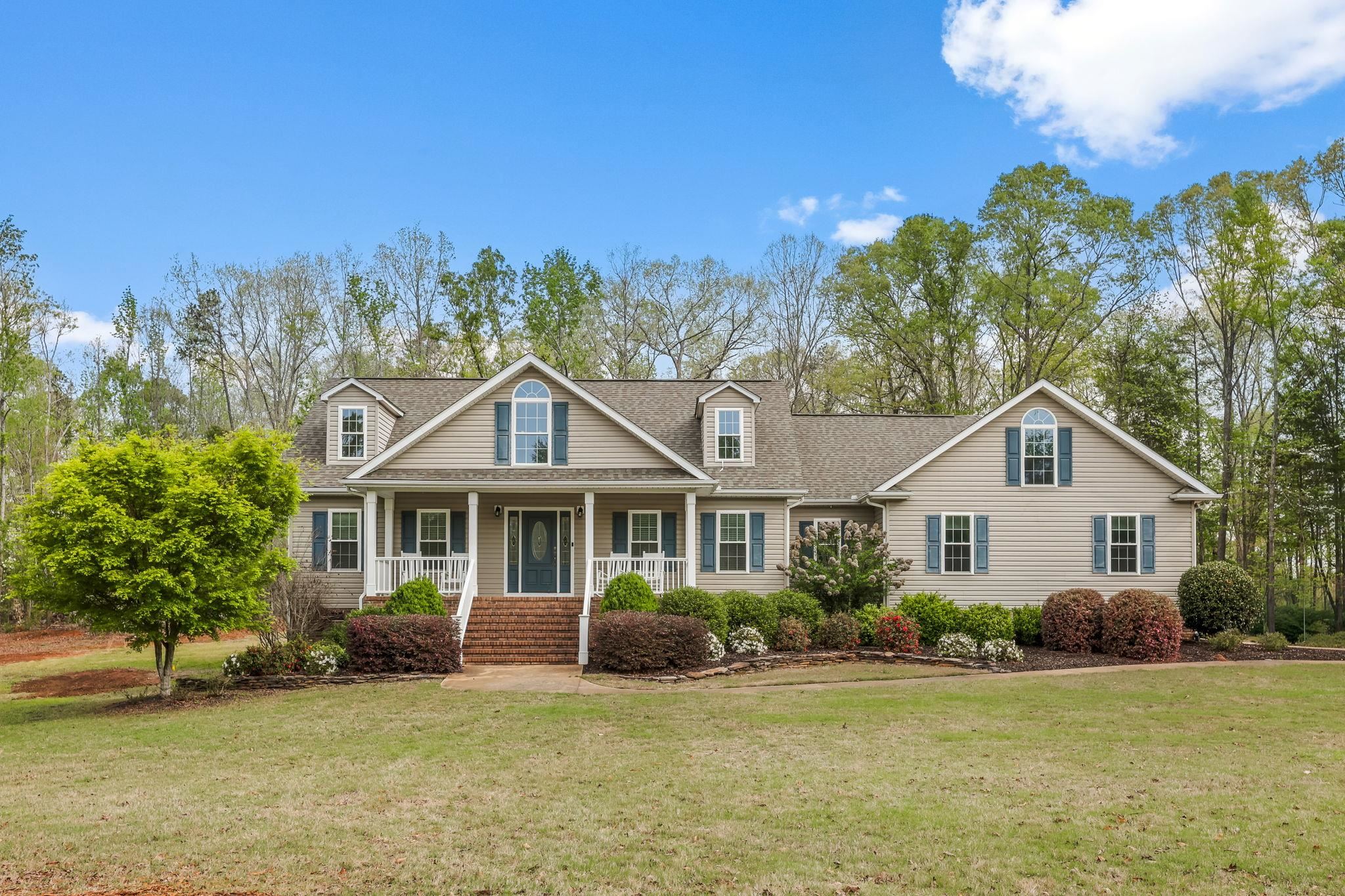 106 Allison Drive Fountain Inn, SC 29644 - Photo 2 of 47