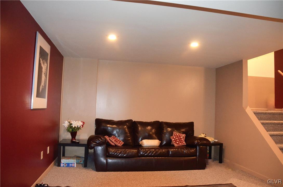 1228 Old Gate Road Northampton, PA 18067 - Photo 15 of 17 Gallery Image 15