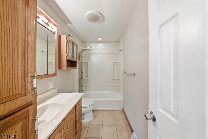 587 Marlboro Road, Unit 1 Old Bridge, NJ 08857 - Photo 15 of 20