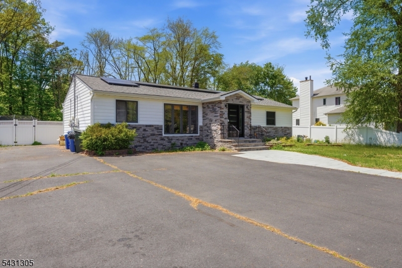 587 Marlboro Road, Unit 1 Old Bridge, NJ 08857 - Photo 2 of 20