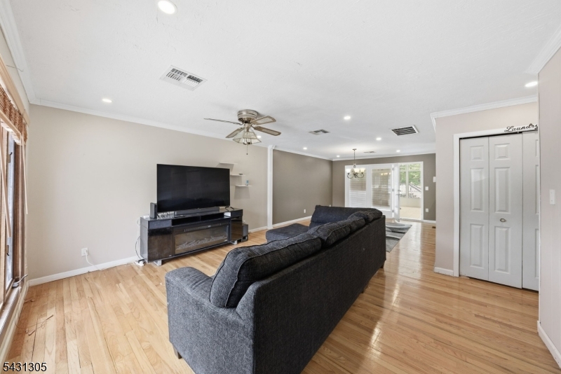 587 Marlboro Road, Unit 1 Old Bridge, NJ 08857 - Photo 3 of 20