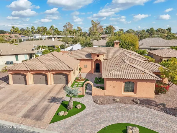 $7,700 | 351 North Cloverfield Circle, Litchfield Park, AZ 85340