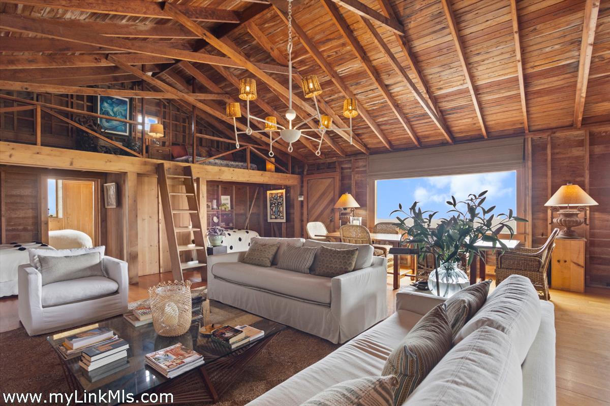 10 Waquoit Road Nantucket, MA 02554 - Photo 4 of 34