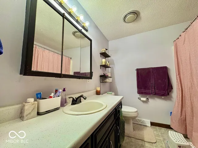 $229,900 | 4224 Joan Boulevard, New Castle, IN 47362