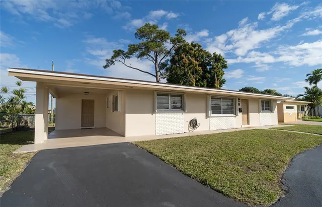 $525,000 | 6771 Southwest 10th Court, Pembroke Pines, FL 33023