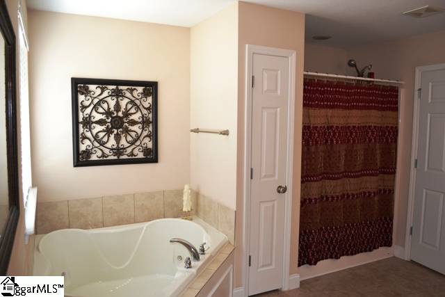326 Caxton Farm Court Inman, SC 29349 - Photo 14 of 24 Gallery Image 14