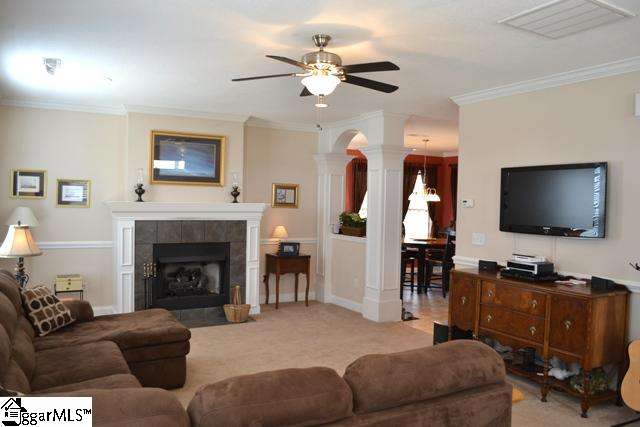 326 Caxton Farm Court Inman, SC 29349 - Photo 3 of 24 Gallery Image 3