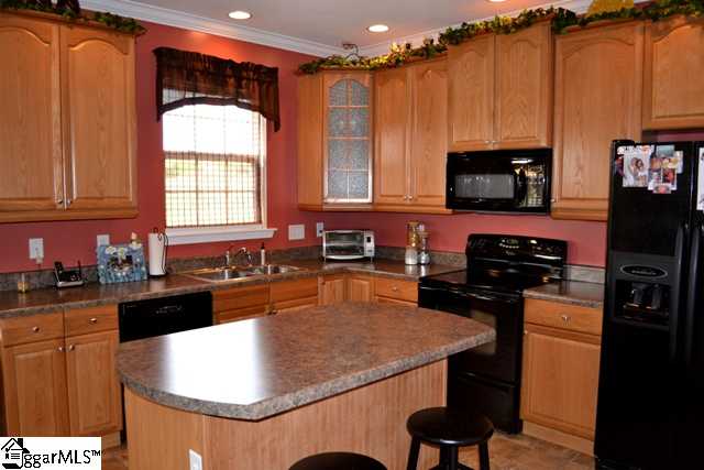 326 Caxton Farm Court Inman, SC 29349 - Photo 7 of 24 Gallery Image 7