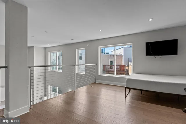 $450,000 | 1526 Ridge Avenue, Unit 4, Philadelphia, PA 19130