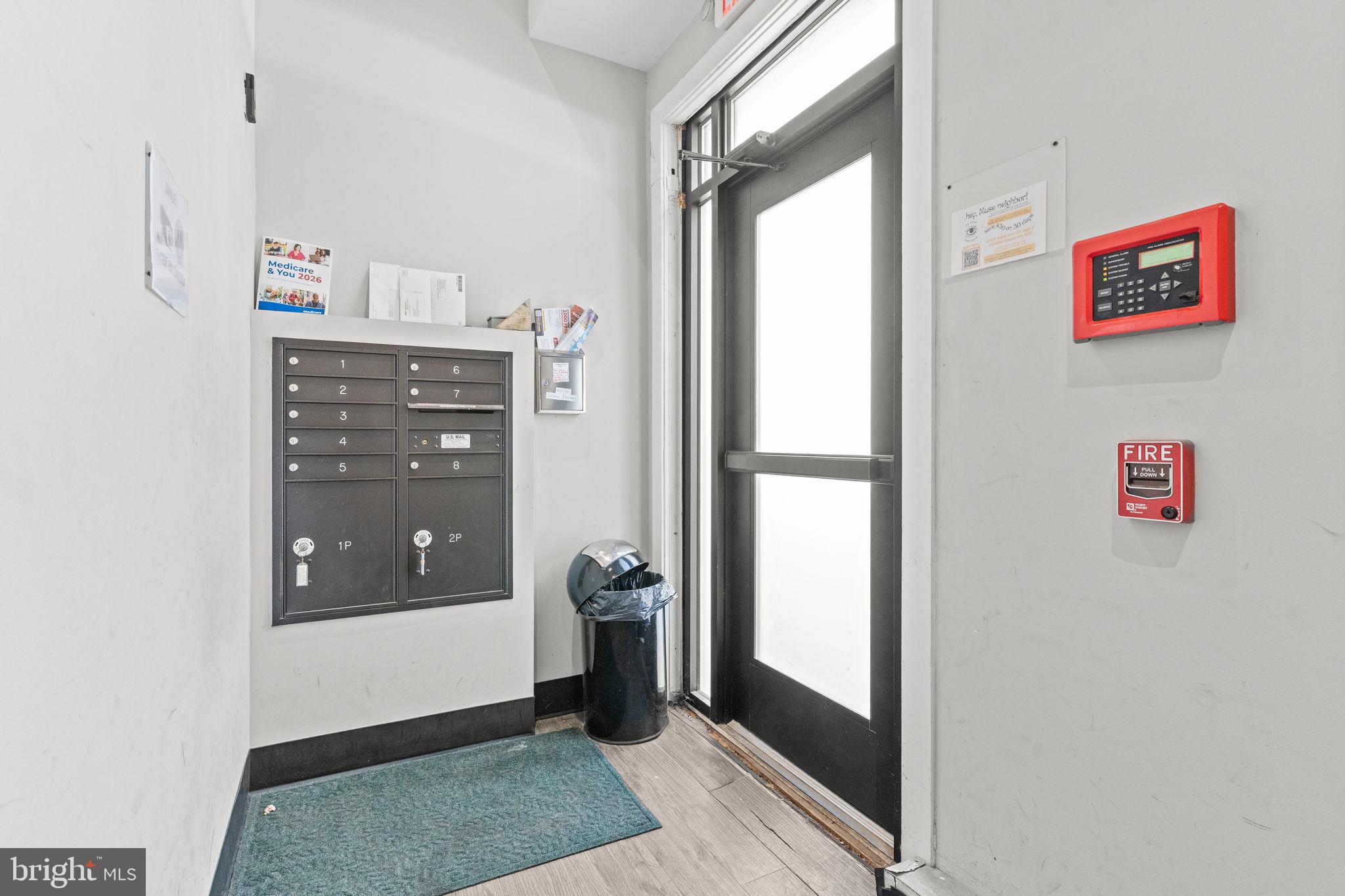 1526 Ridge Avenue, Unit 4 Philadelphia, PA 19130 - Photo 3 of 31