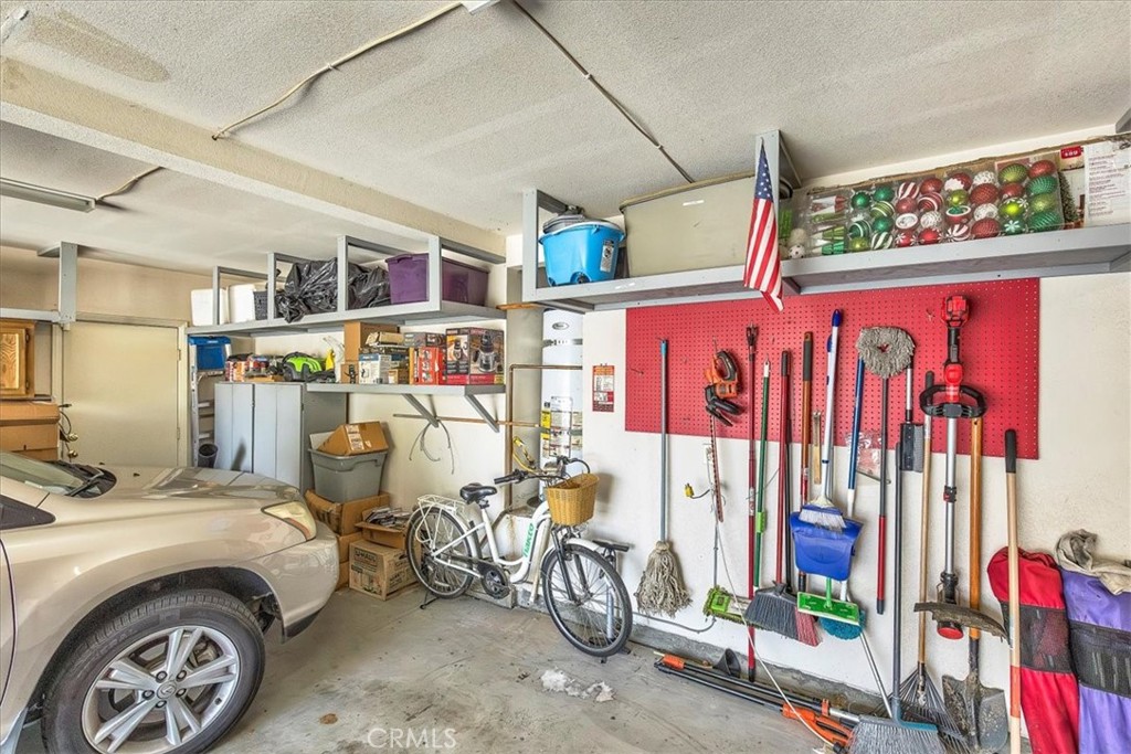 28984 Escalante Road Menifee, CA 92587 - Photo 36 of 40 Garage storage