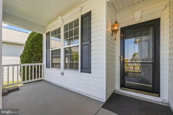 $565,000 | 4046 Lunar Eclipse Drive, Dumfries, VA 22025