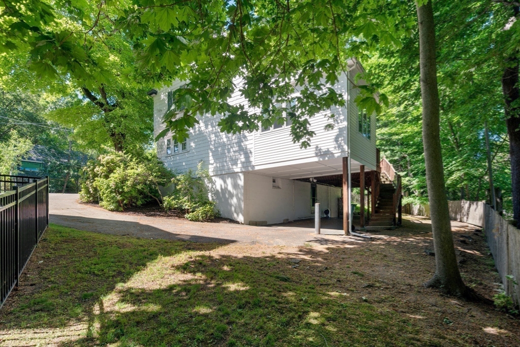 215 Dorset Road Newton, MA 02468 - Photo 34 of 41