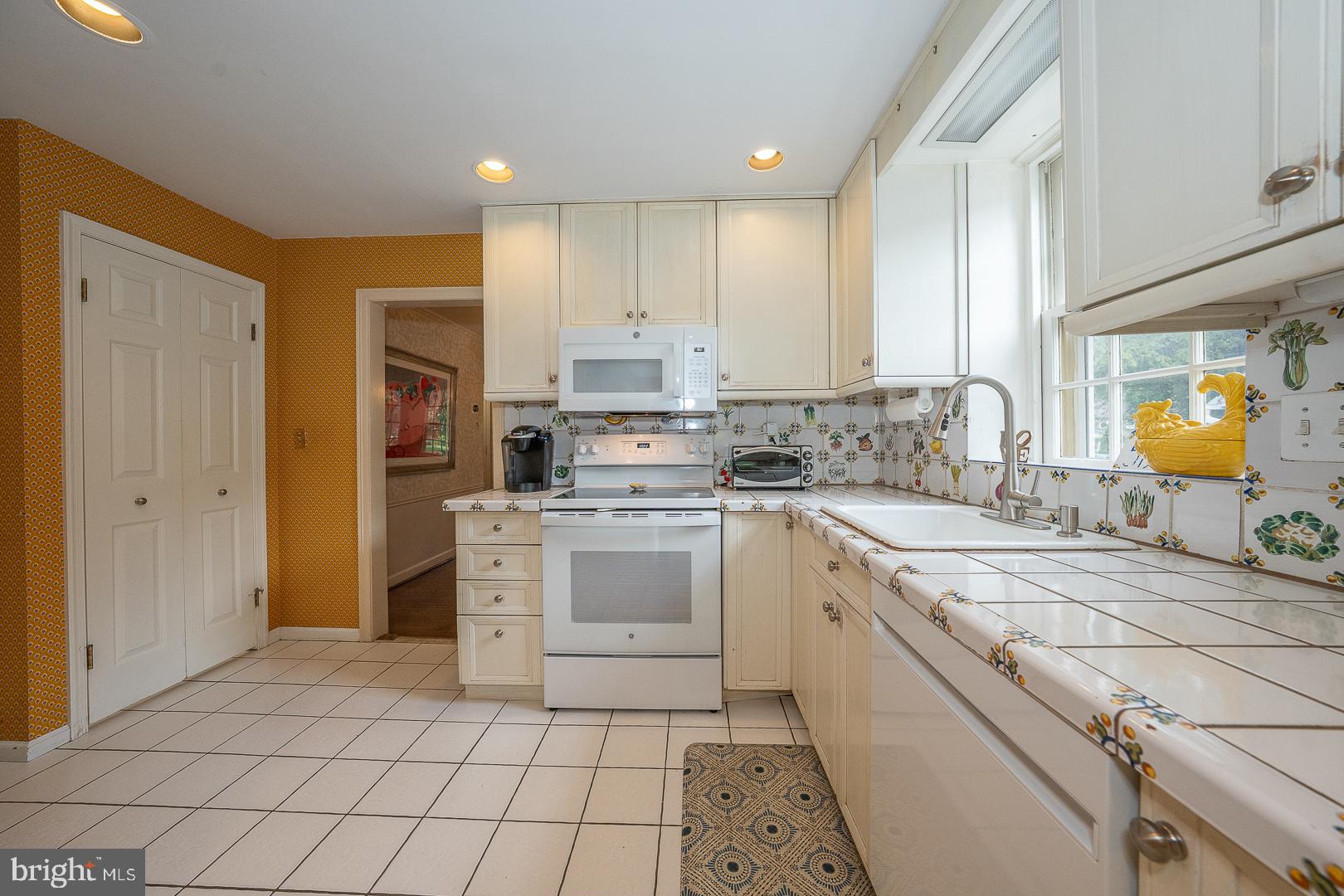 519 Mercer Road Merion Station, PA 19066 - Photo 20 of 56