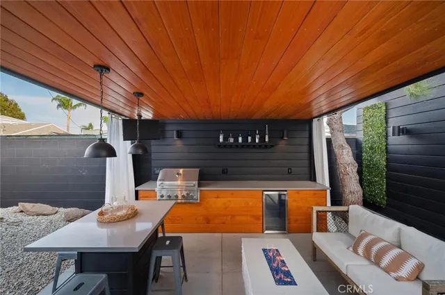 $1,799,000 | 12520 Gilmore Avenue, Los Angeles, CA 90066