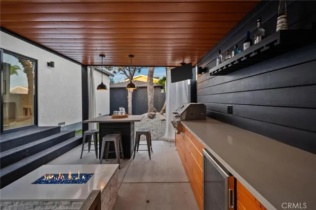 $1,799,000 | 12520 Gilmore Avenue, Los Angeles, CA 90066