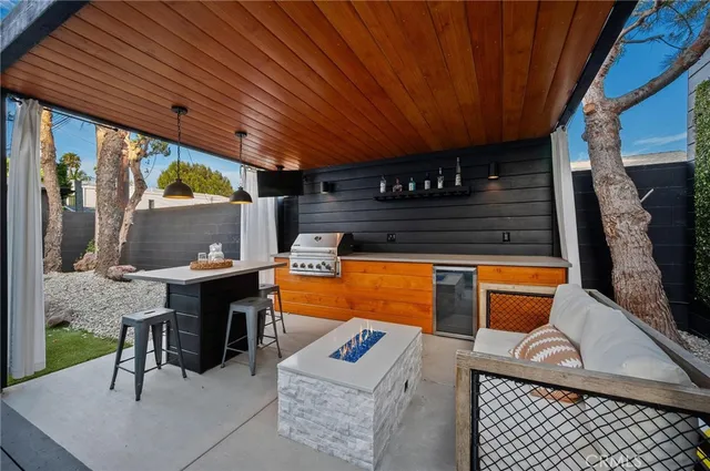 $1,799,000 | 12520 Gilmore Avenue, Los Angeles, CA 90066