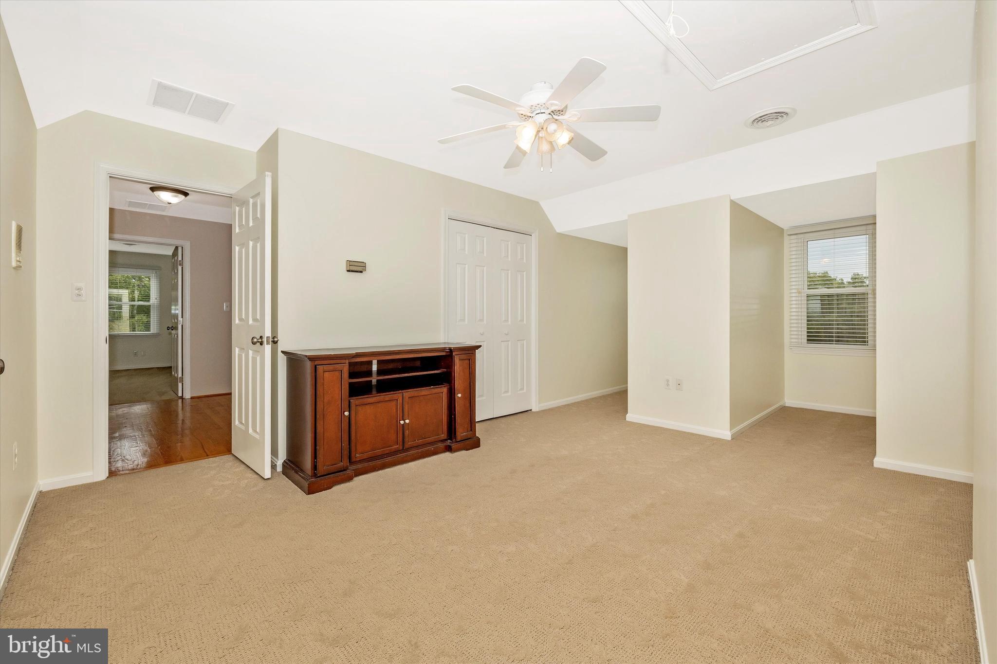 3245 Bullfrog Road Taneytown, MD 21787 - Photo 38 of 66 Bedroom #5 with Ceiling Fan