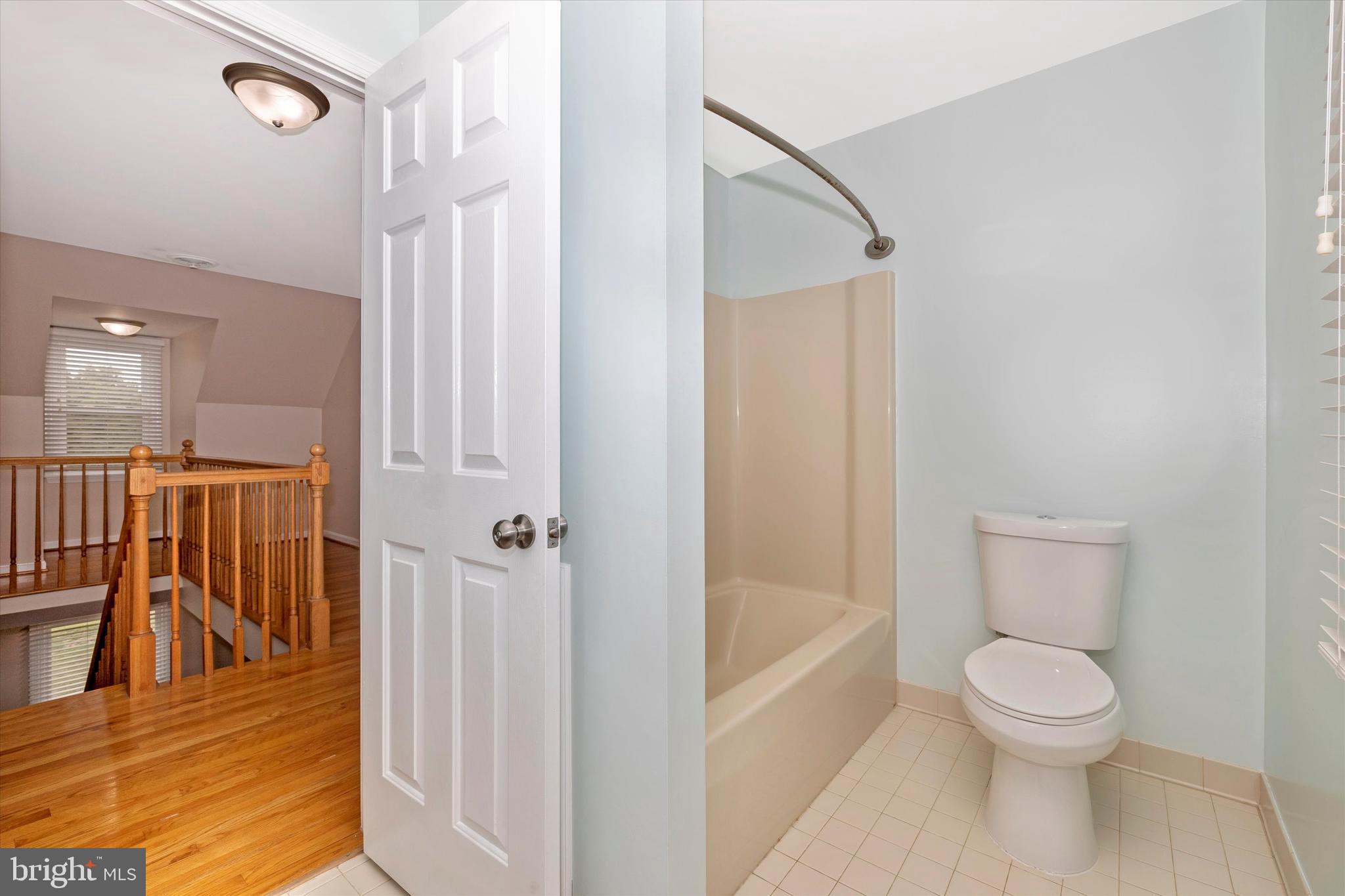 3245 Bullfrog Road Taneytown, MD 21787 - Photo 40 of 66 Hall Bath #3 with Tub/Shower