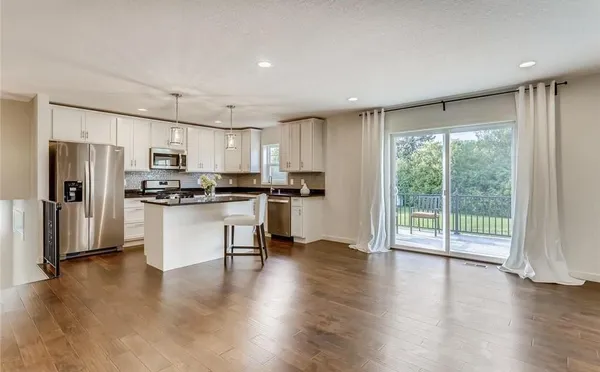 $2,900 | 5520 Lindsay Street, Golden Valley, MN 55422