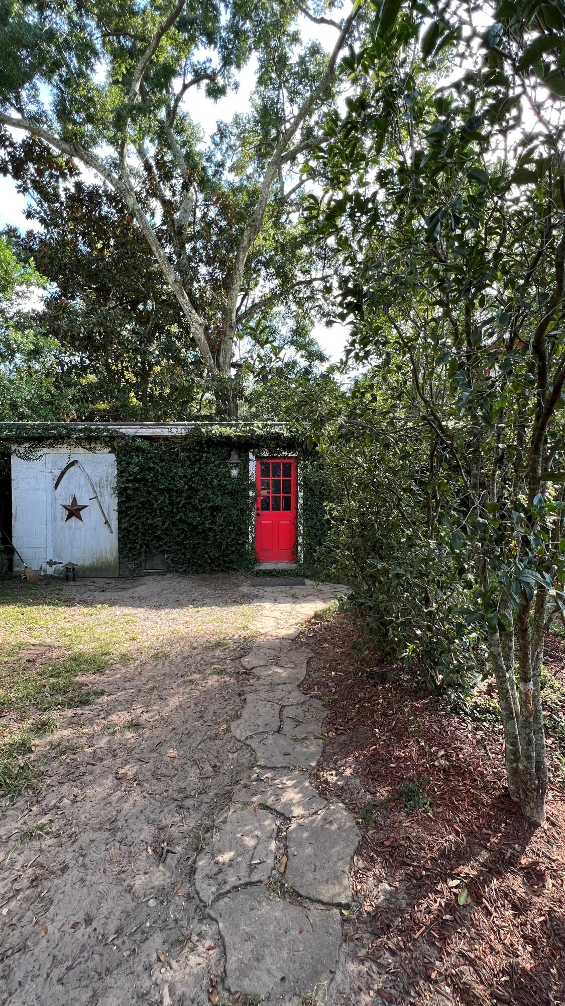 2115 Westrivers Road Charleston, SC 29412 - Photo 9 of 14 Guest House