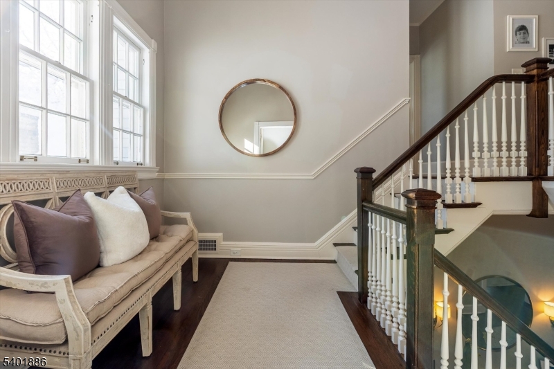 19 Hamilton Road Glen Ridge, NJ 07028 - Photo 25 of 48