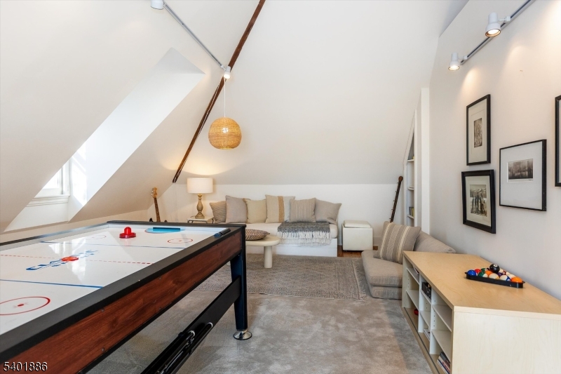 19 Hamilton Road Glen Ridge, NJ 07028 - Photo 37 of 48