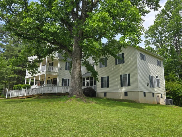 $715,000 | 6733 Floyd Highway South, Willis, VA 24380