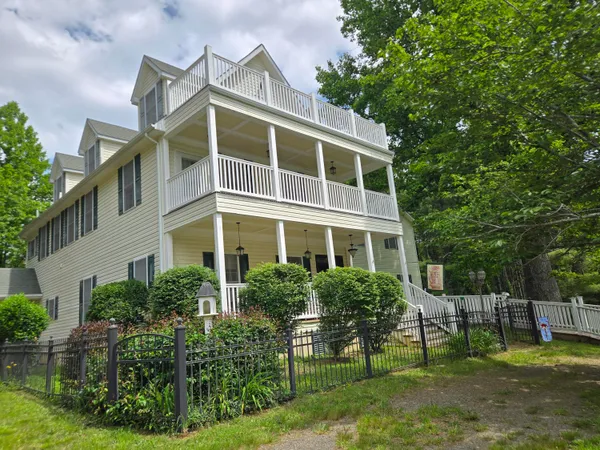 $715,000 | 6733 Floyd Highway South, Willis, VA 24380