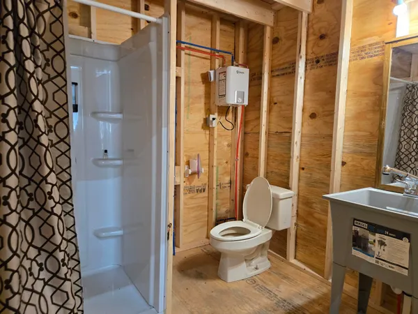 $715,000 | 6733 Floyd Highway South, Willis, VA 24380